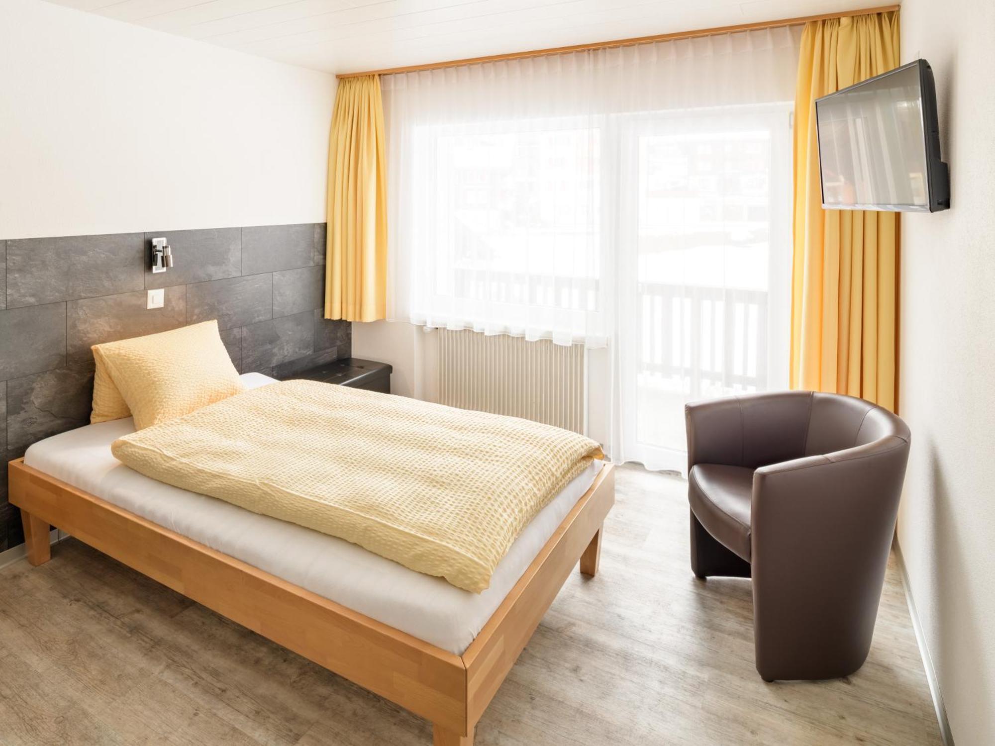 Hotel Alpha Grachen Luaran gambar
